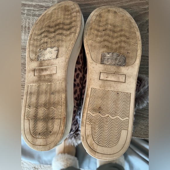 Leopard Print Fur-Lined Boots - Picture 7 of 7